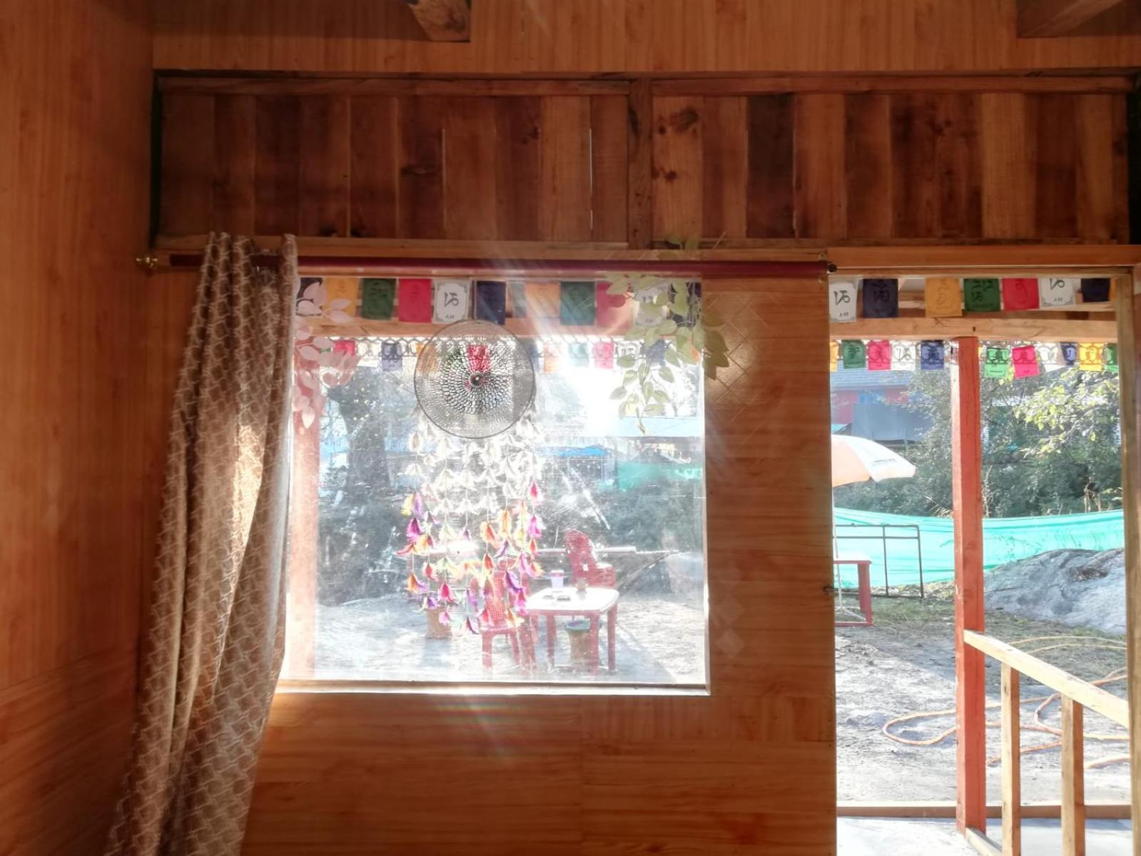 Shanti People Huts & Camp Kasol Oda fotoğraf