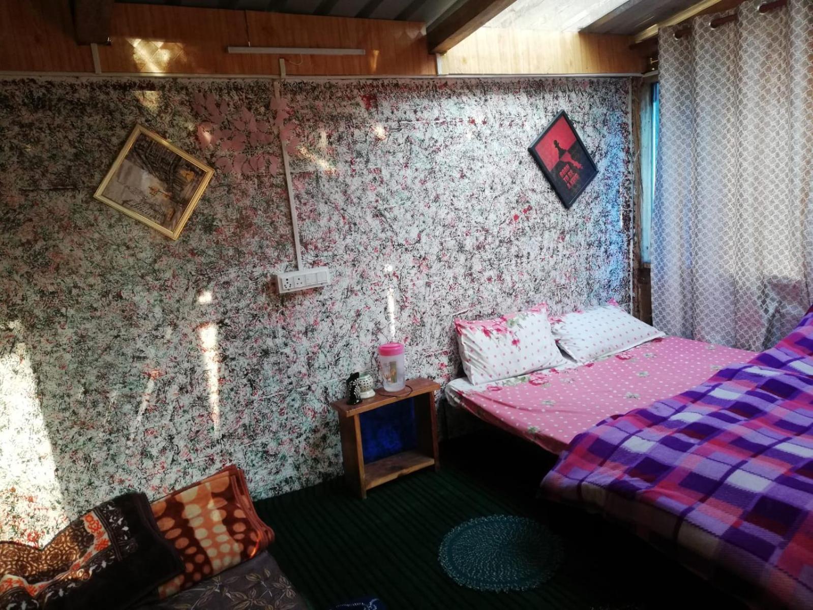 Shanti People Huts & Camp Kasol Oda fotoğraf