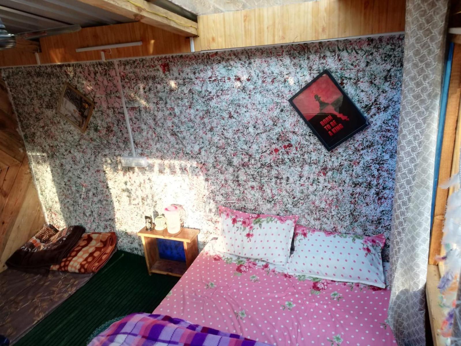 Shanti People Huts & Camp Kasol Oda fotoğraf